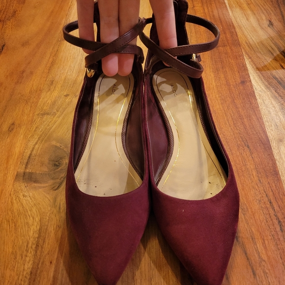 Suede Aldo strappy flats - Picture 2 of 4